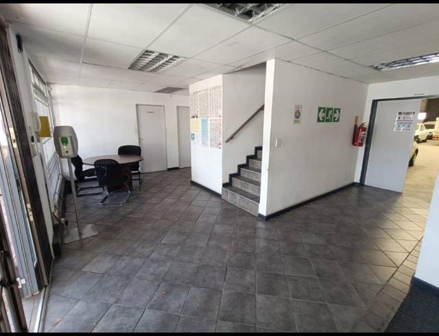 INDUSTRIAL PROPERTY TO RENT IN HALFWAY HOUSE